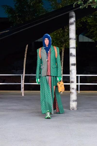 Look 89